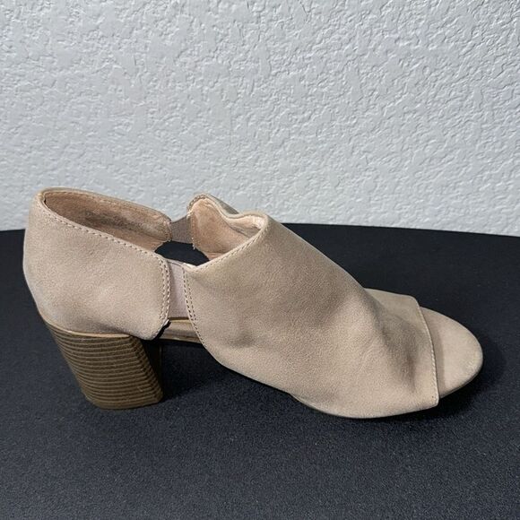 SOUL NATURALIZER BEIGE/TAN OPEN TOE. SIZE 6.5 - Picture 5 of 9